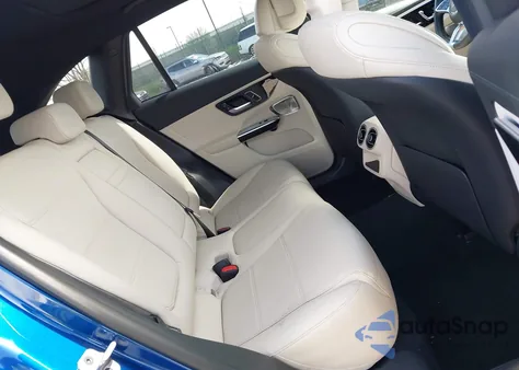 2024 Mercedes-Benz Glc 300 4Matic Suv from USA, damaged, VIN W1NKM4HB9RF122031